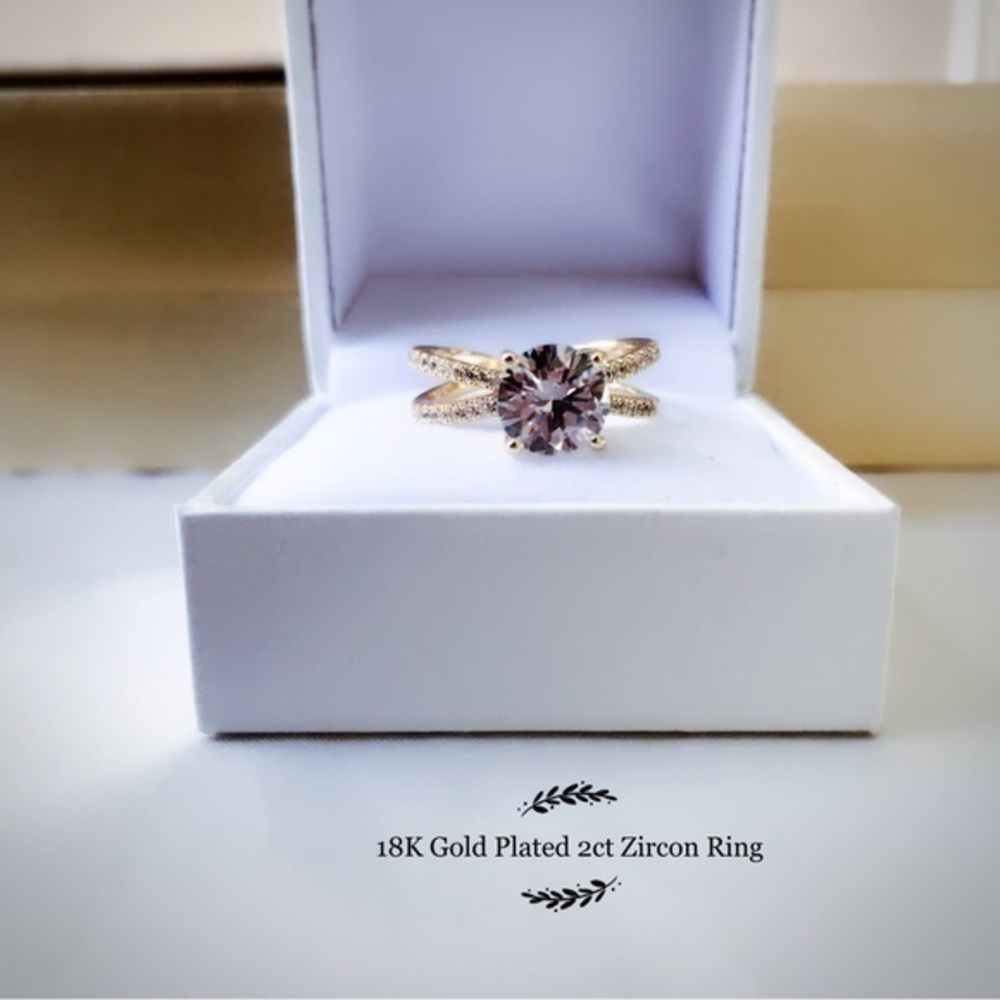 - 18K Gold plated 2ct stimulate diamond  ring